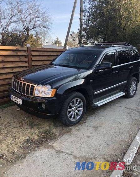 2007' Jeep Grand Cherokee photo #1