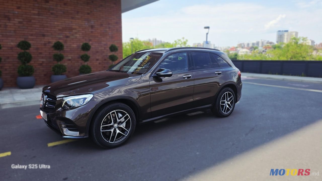 2016' Mercedes-Benz GLC photo #1