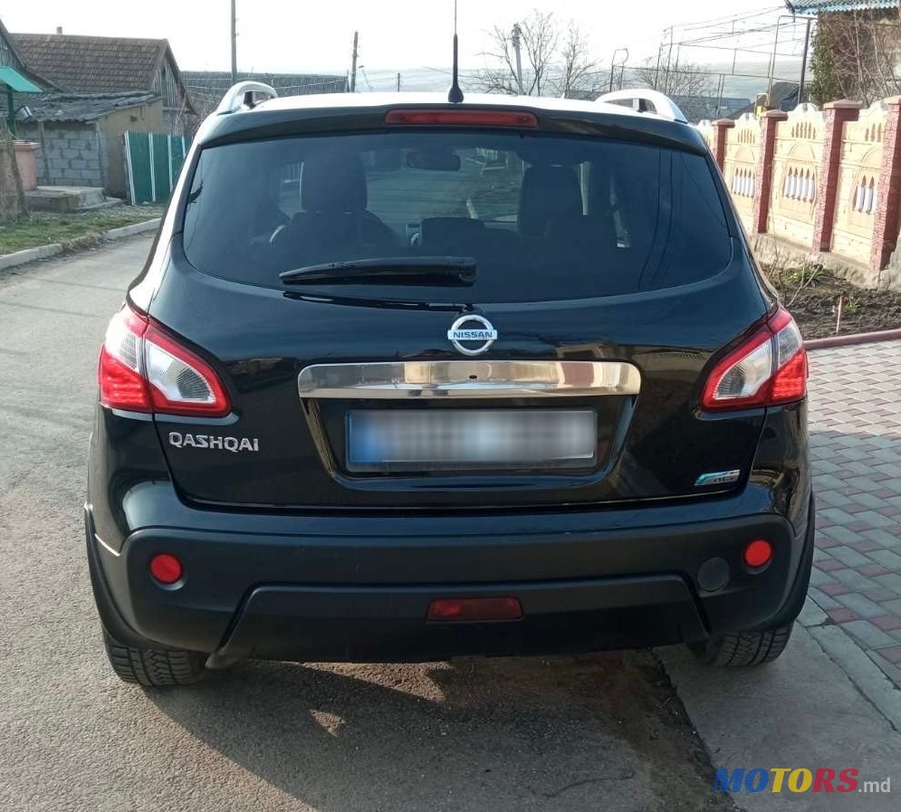 2011' Nissan Qashqai photo #2