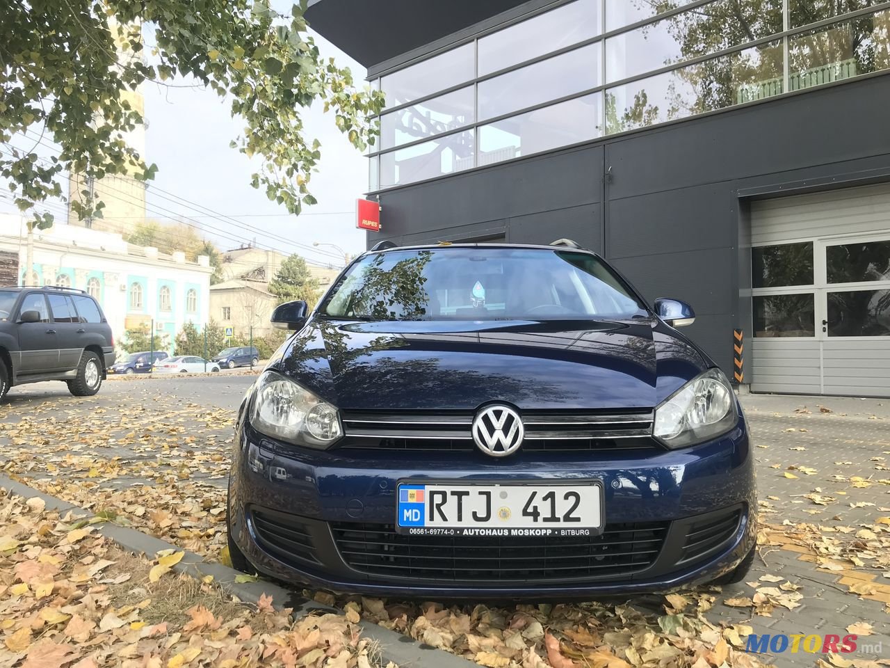 2010' Volkswagen Golf photo #3