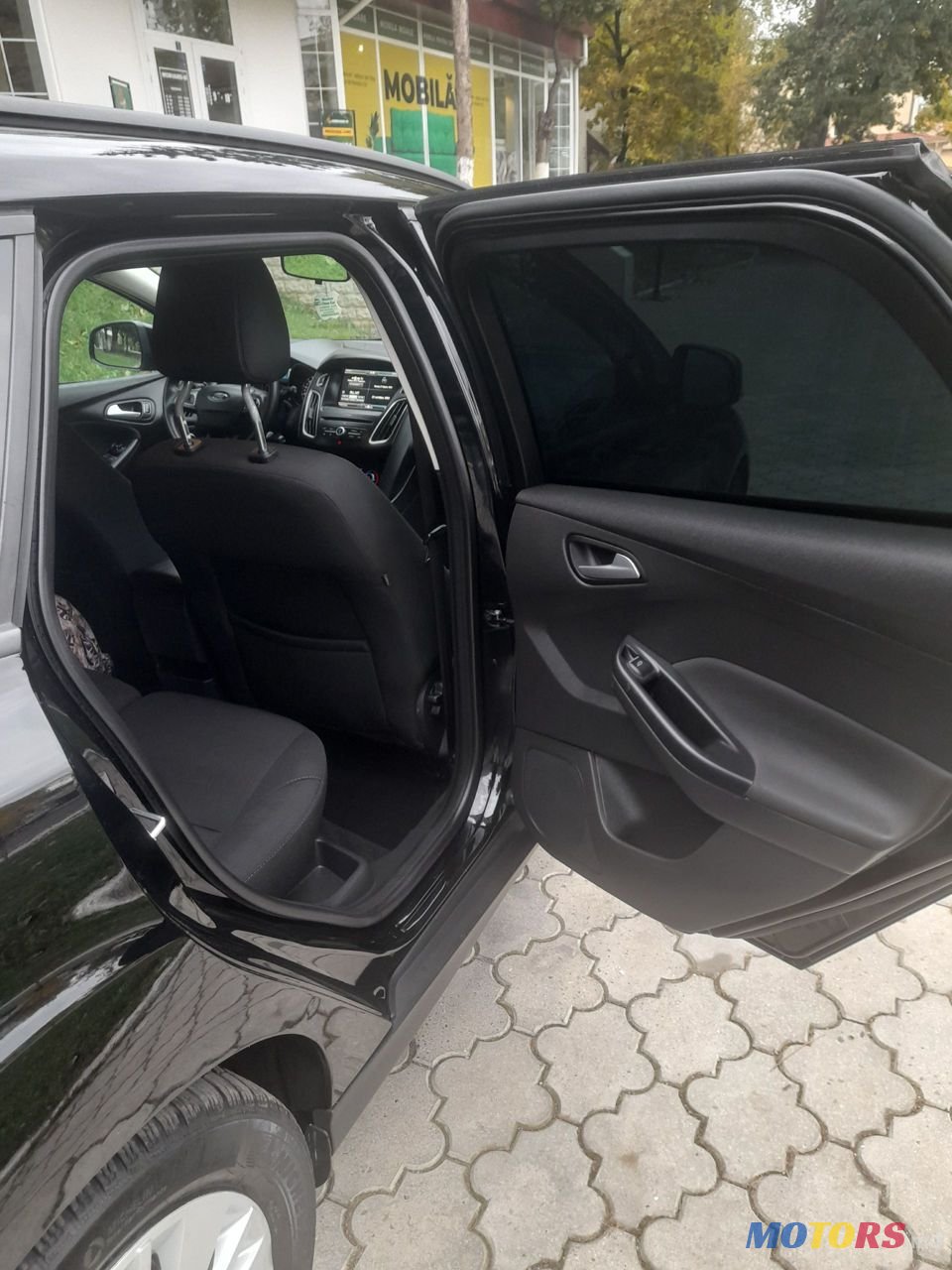 2016' Ford Focus photo #6