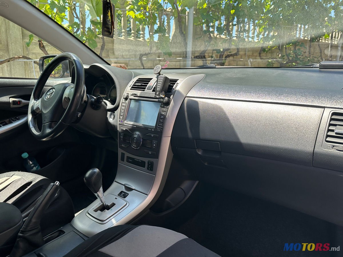 2007' Toyota Corolla photo #2