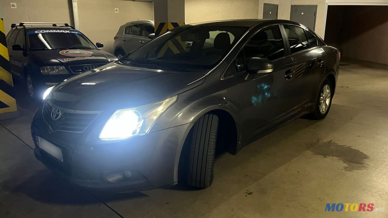 2010' Toyota Avensis photo #1