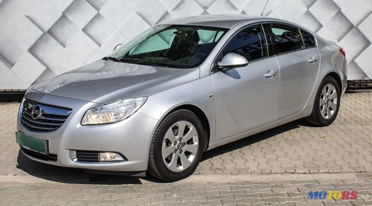 2013' Opel Insignia photo #1