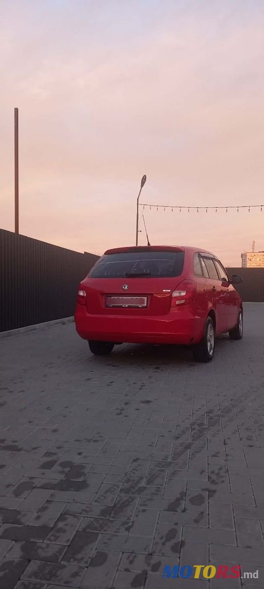 2009' Skoda Fabia photo #2