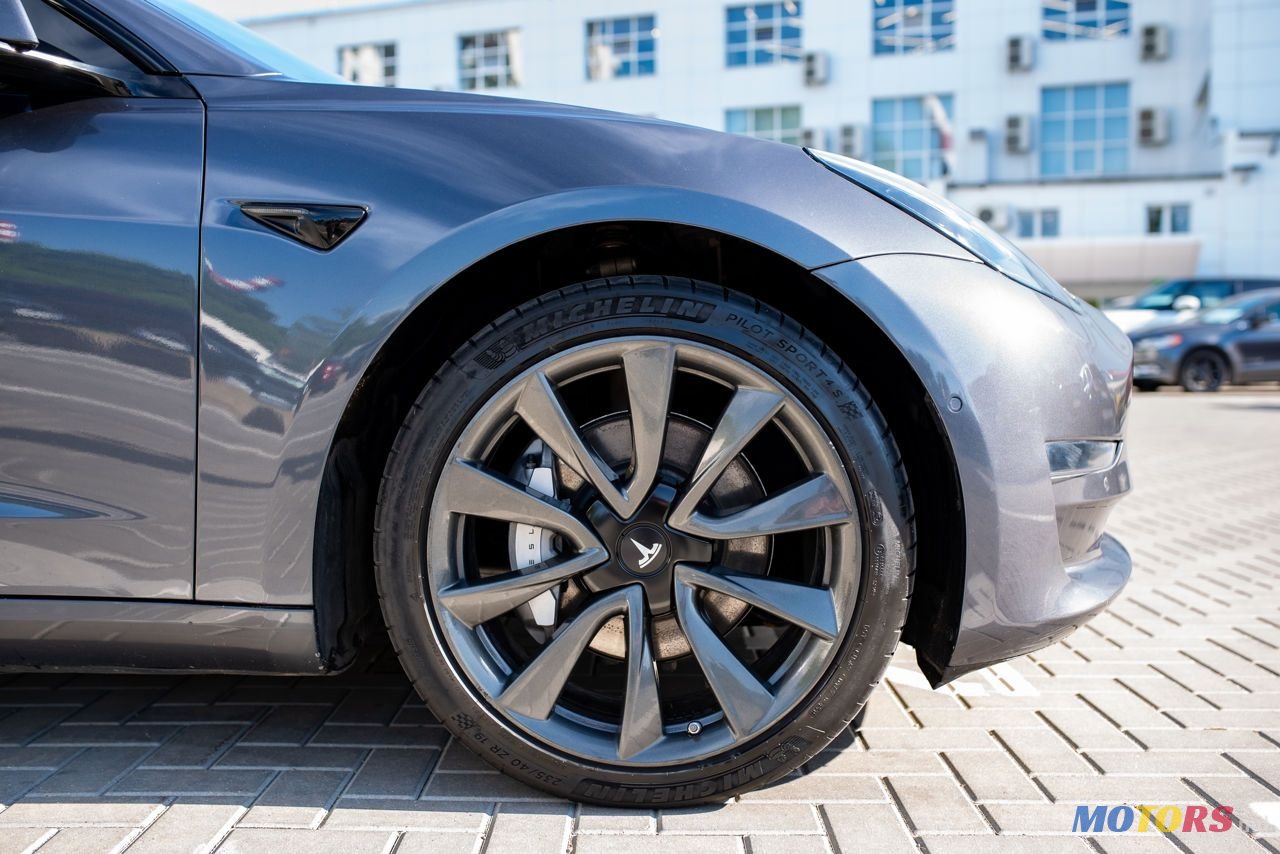 2018' Tesla Model 3 photo #3