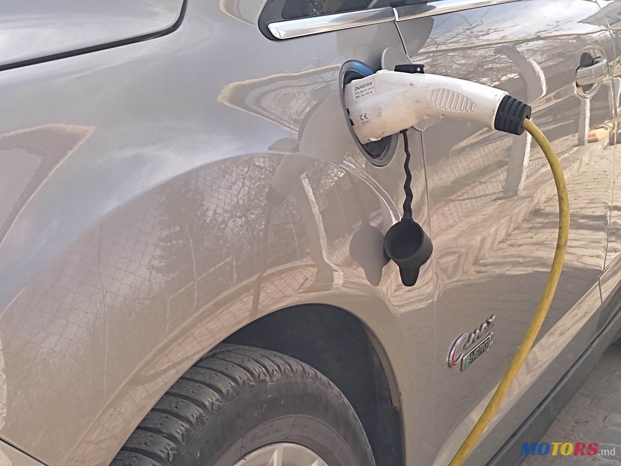 2015' Ford C-MAX photo #3