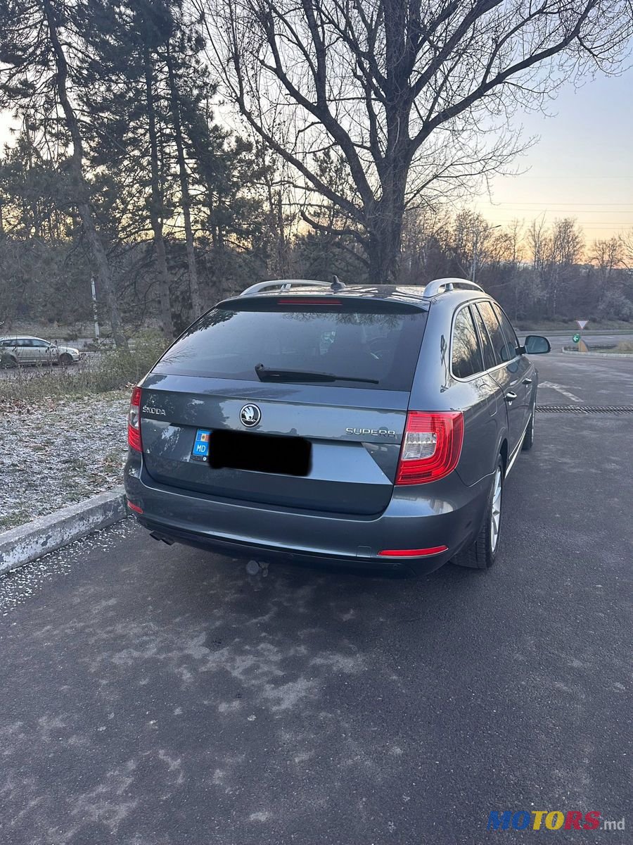 2015' Skoda Superb photo #3