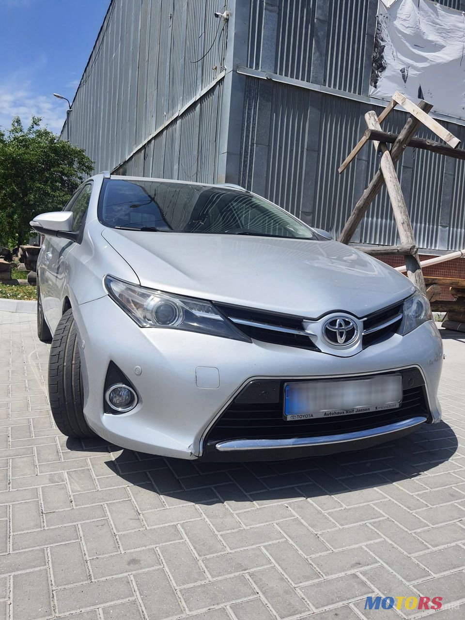 2015' Toyota Auris photo #4