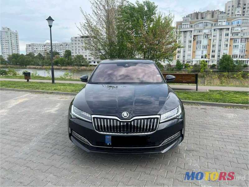 2023' Skoda Superb photo #1