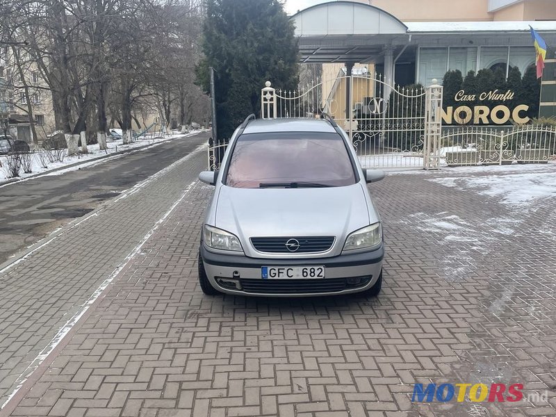 2002' Opel Zafira photo #1