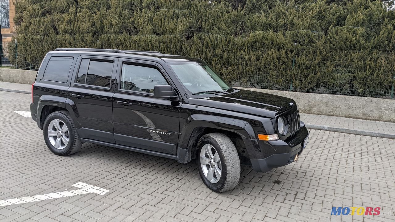 2012' Jeep Patriot photo #3