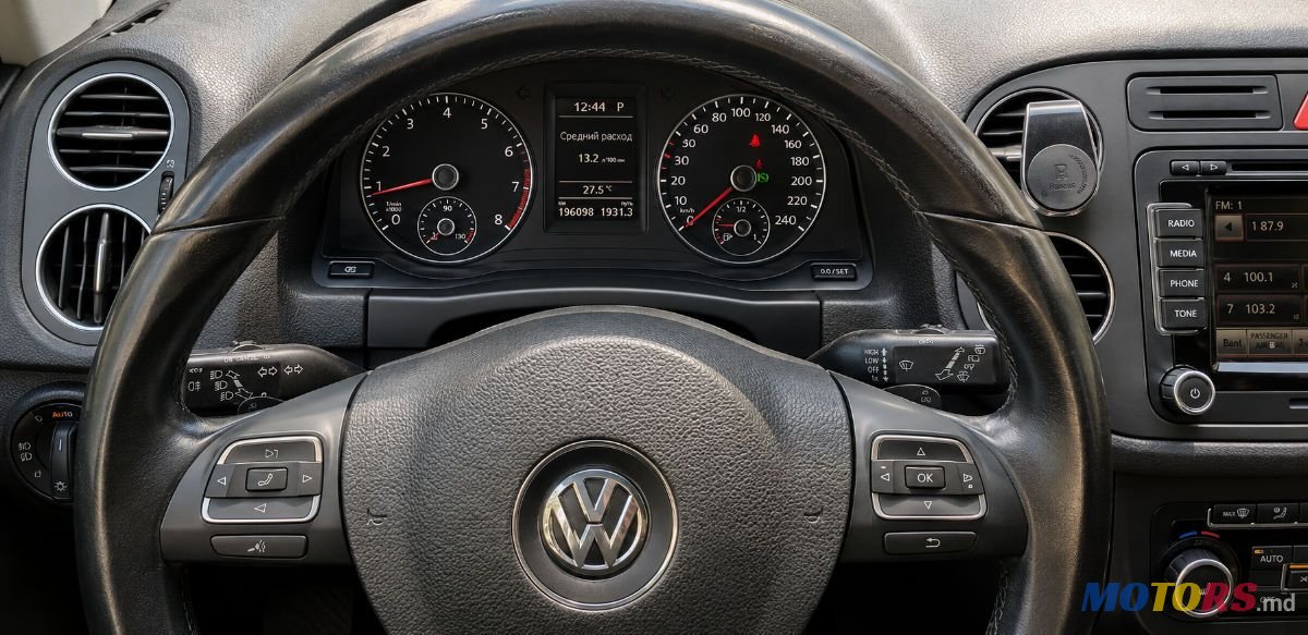 2009' Volkswagen Golf Plus photo #4