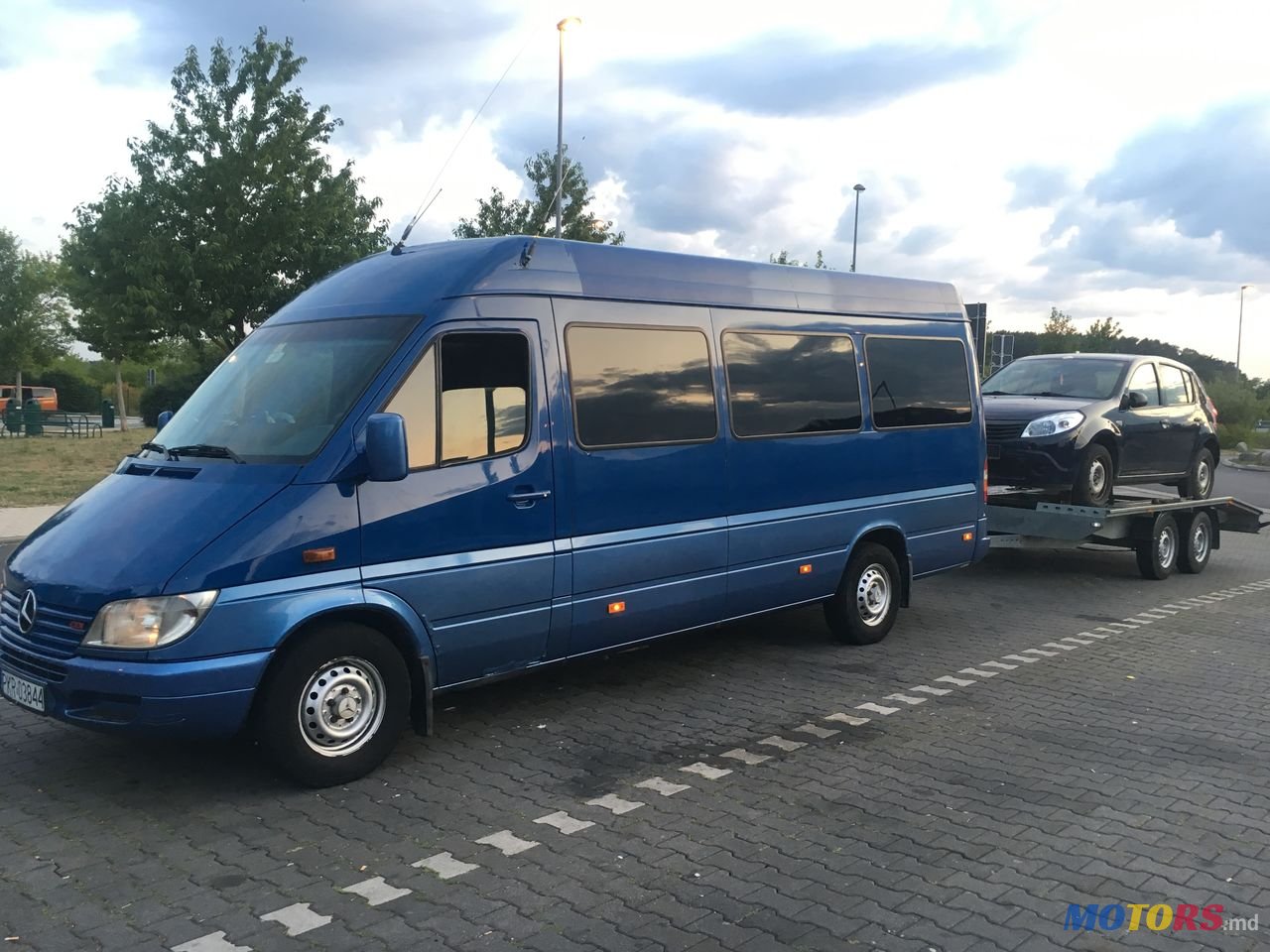 2002' Mercedes-Benz Sprinter photo #1