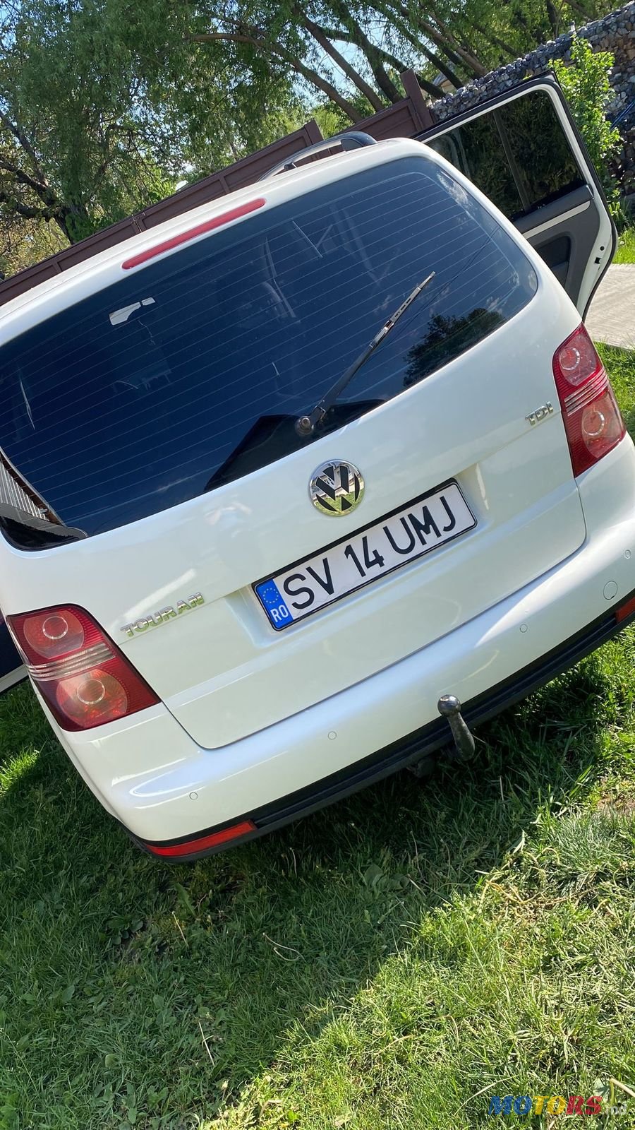 2008' Volkswagen Touran photo #4