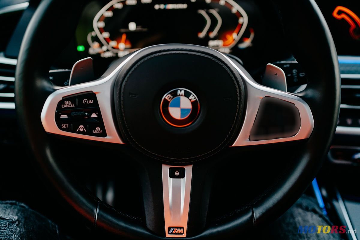 2021' BMW X7 photo #4