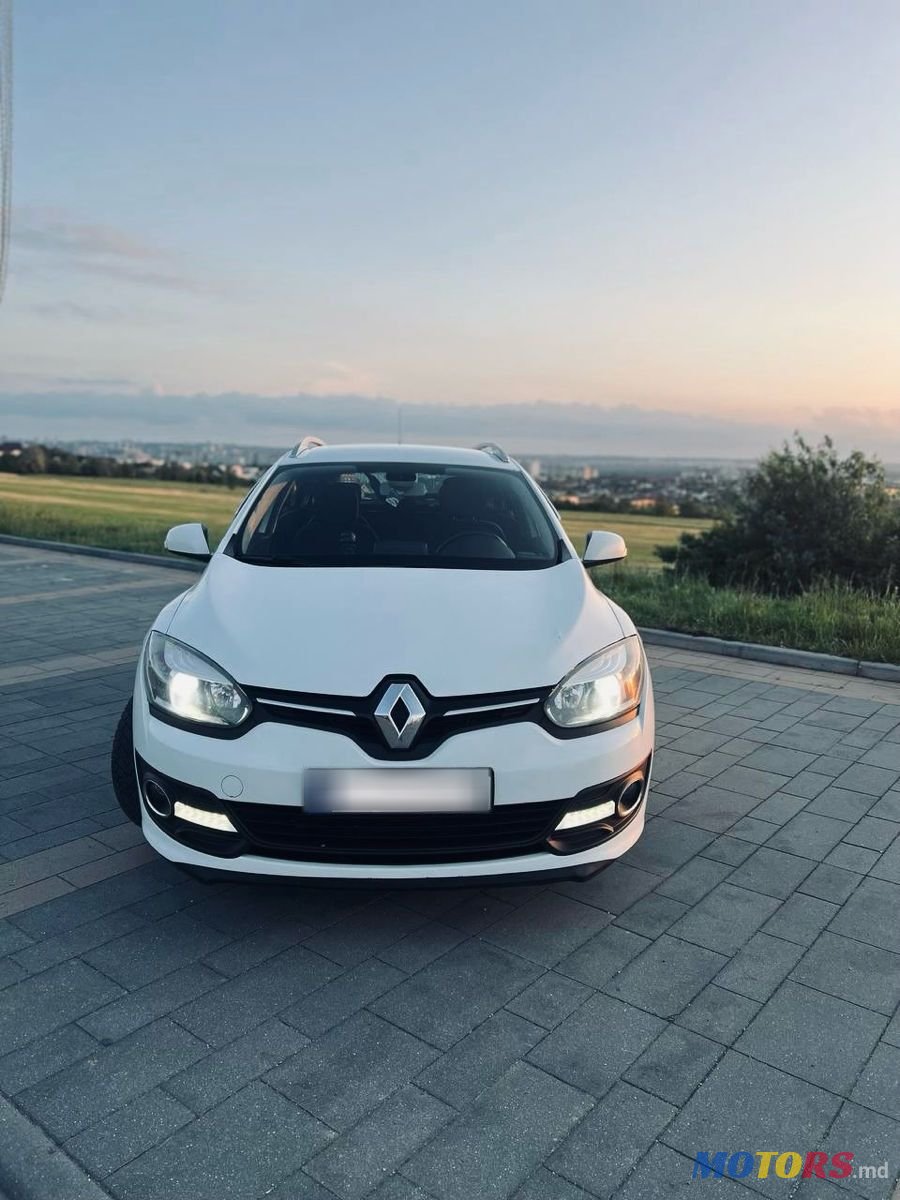 2014' Renault Megane photo #2