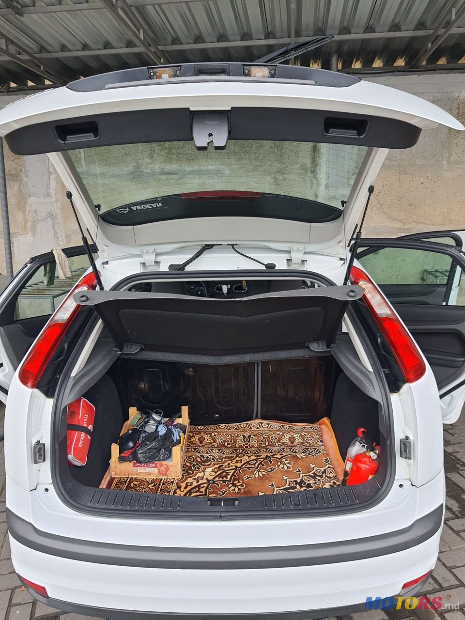 2007' Ford Focus photo #3