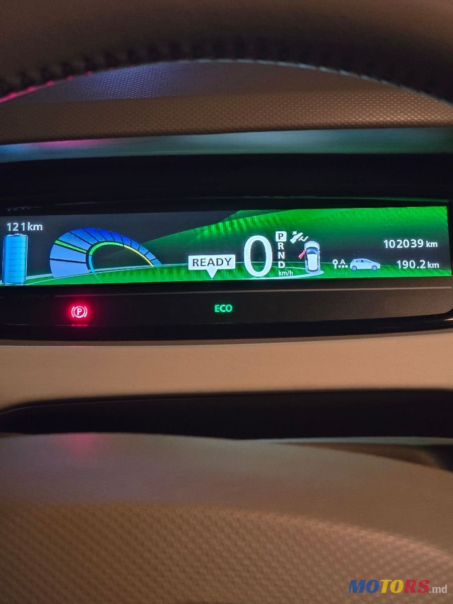 2013' Renault Zoe photo #6