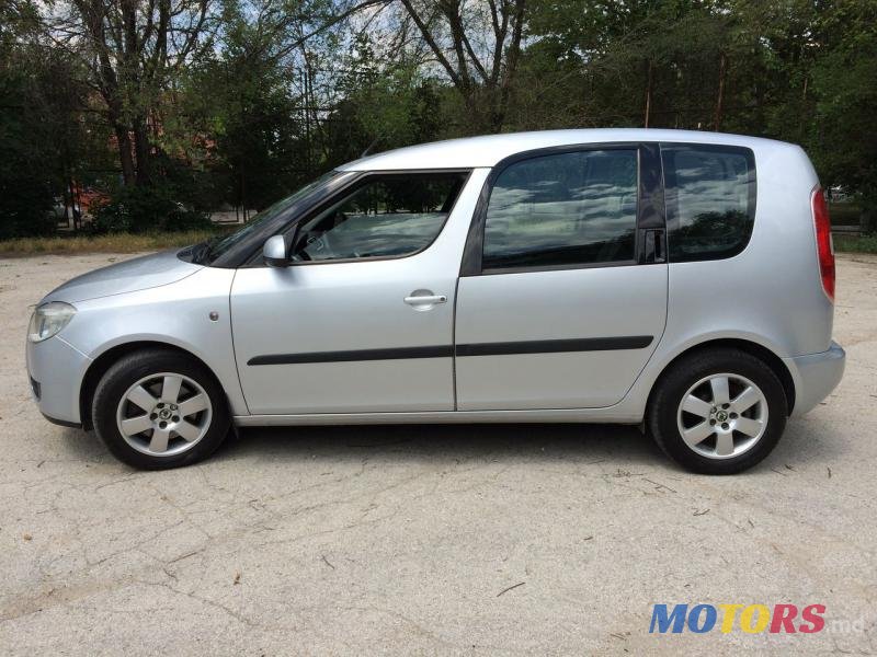 2008' Skoda Roomster photo #3