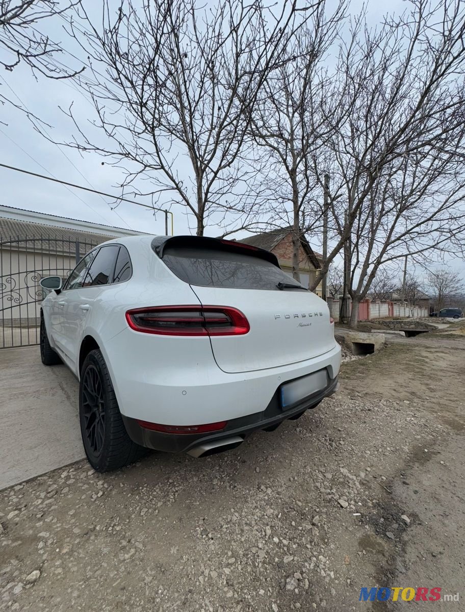 2017' Porsche Macan photo #3