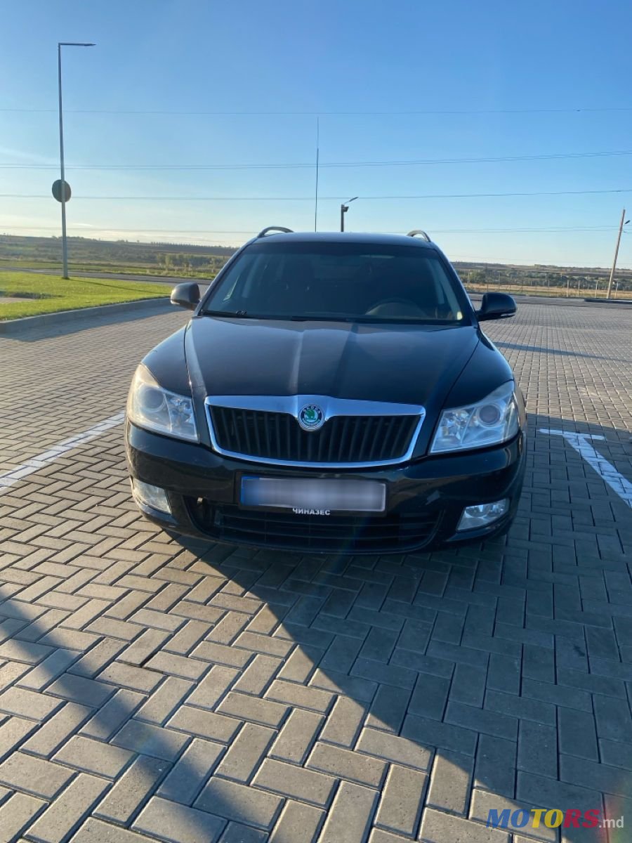2009' Skoda Octavia photo #1