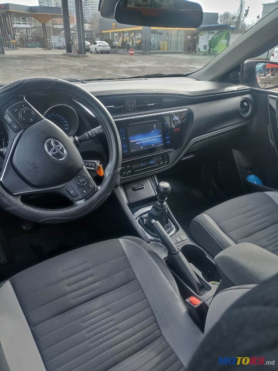 2018' Toyota Auris photo #3