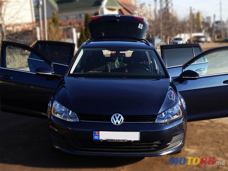 2014' Volkswagen Golf photo #1