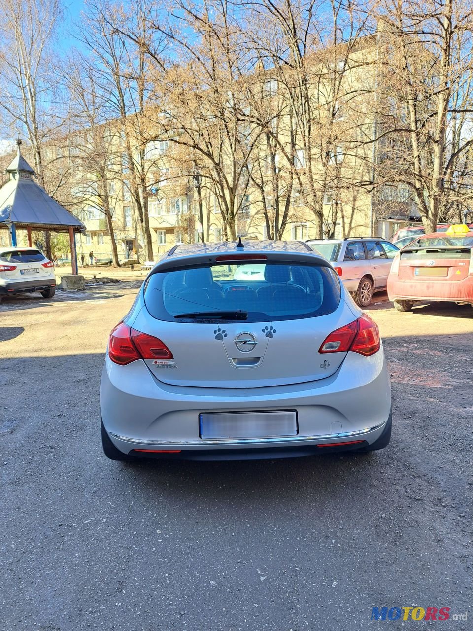 2014' Opel Astra photo #6