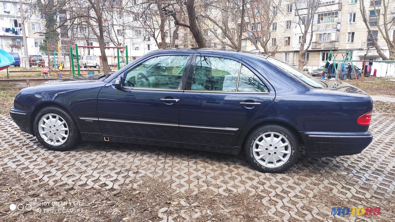 2001' Mercedes-Benz E Класс photo #5