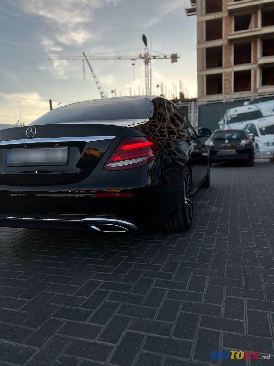 2016' Mercedes-Benz E Класс photo #2