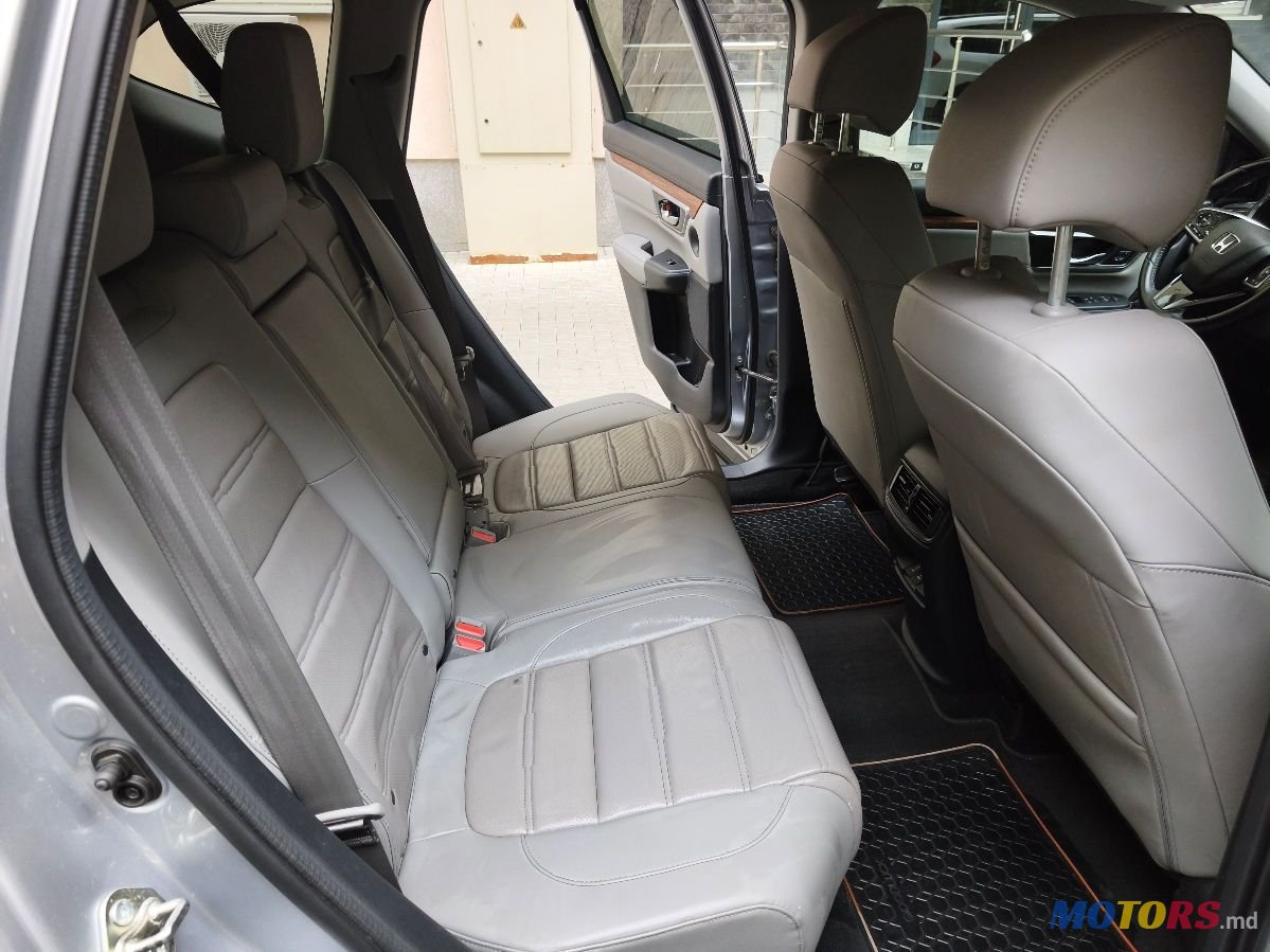 2018' Honda CR-V photo #6