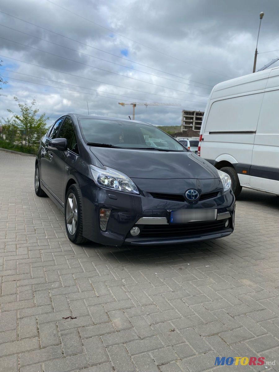 2013' Toyota Prius photo #1