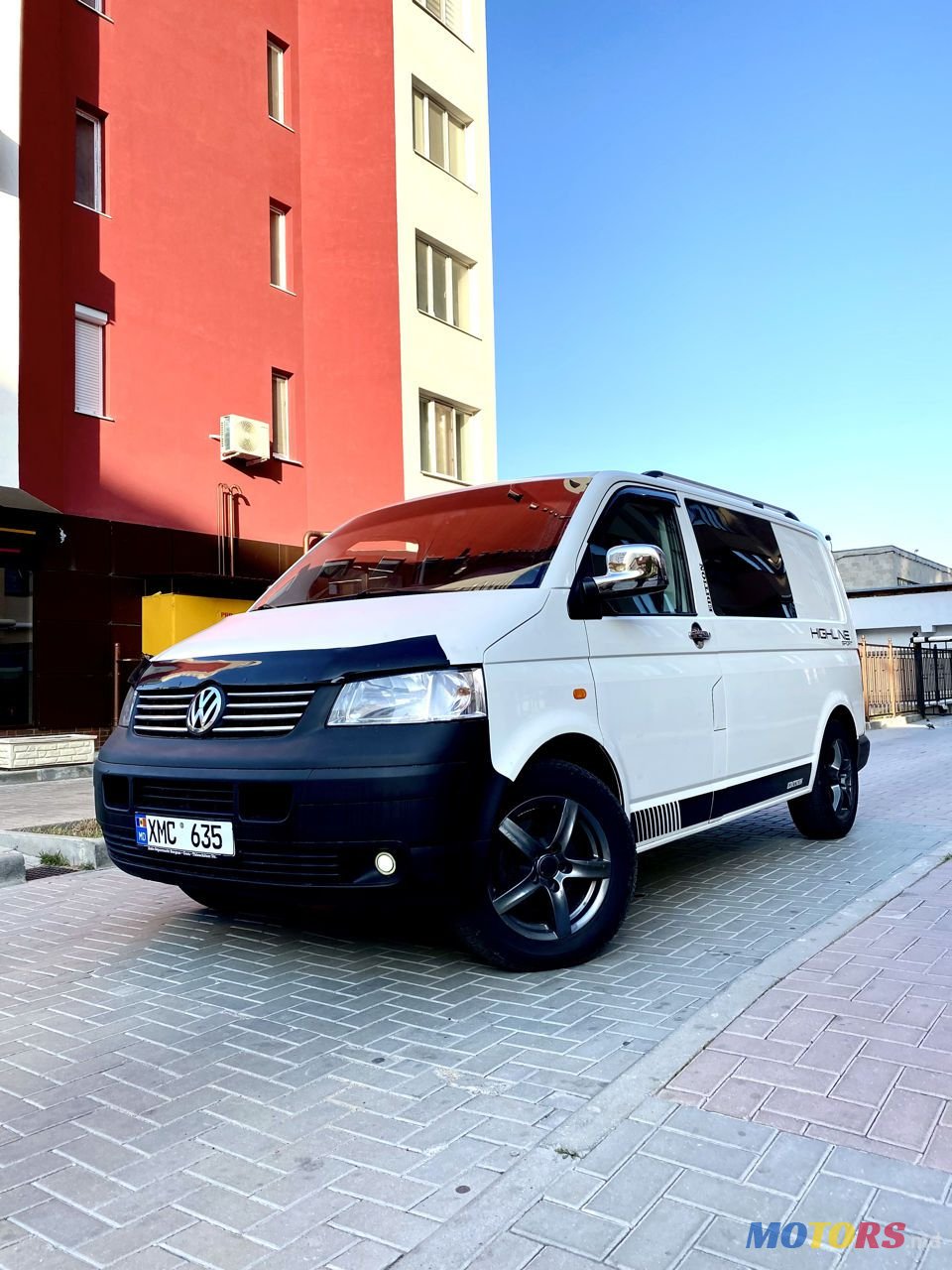 2005' Volkswagen Transporter photo #2