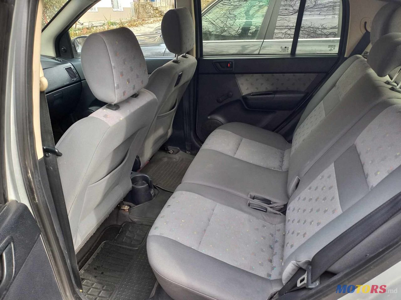 2004' Hyundai Getz photo #2