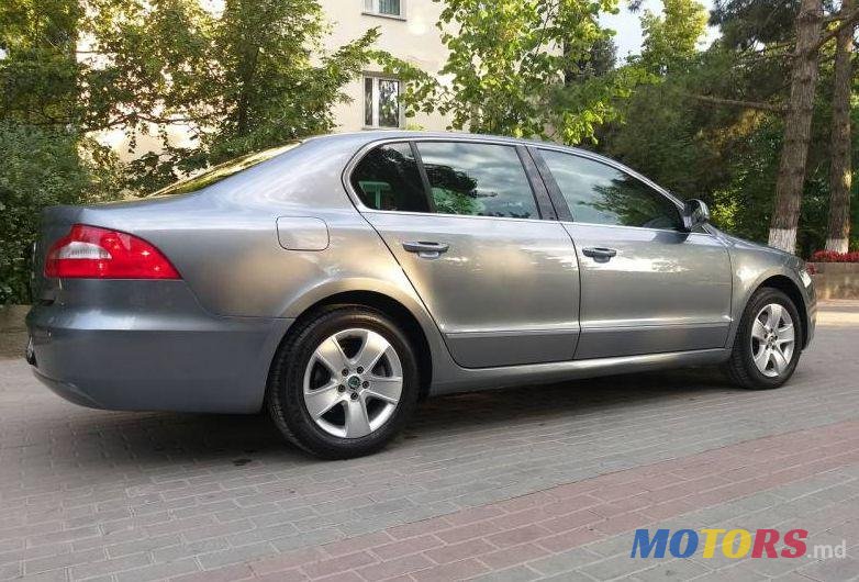 2010' Skoda Superb photo #1