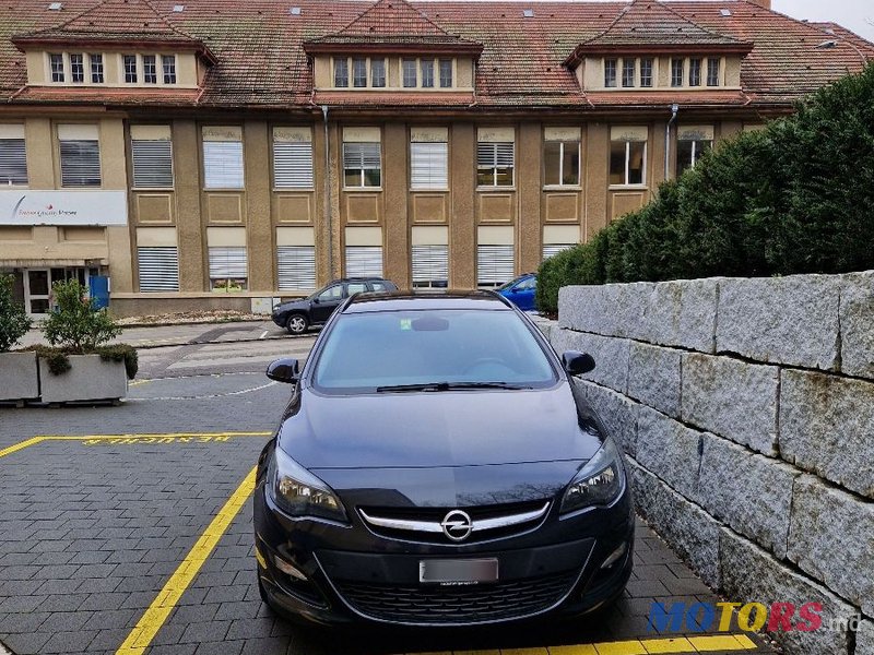 2016' Opel Astra photo #1