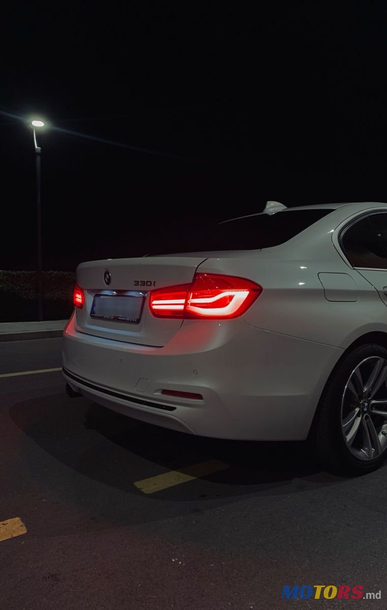 2017' BMW 3 Series photo #6