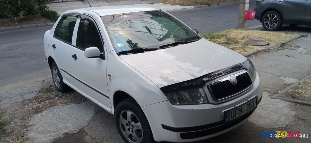 2002' Skoda Fabia photo #1