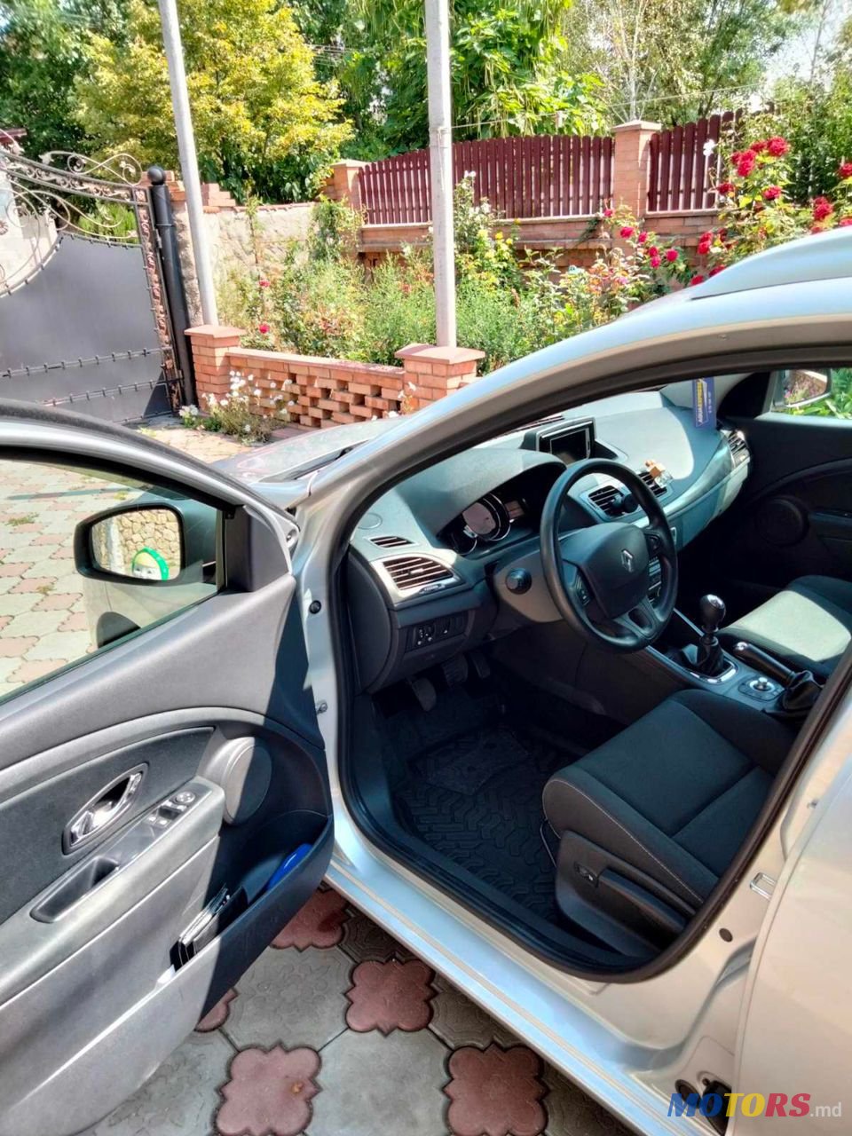 2013' Renault Megane photo #3