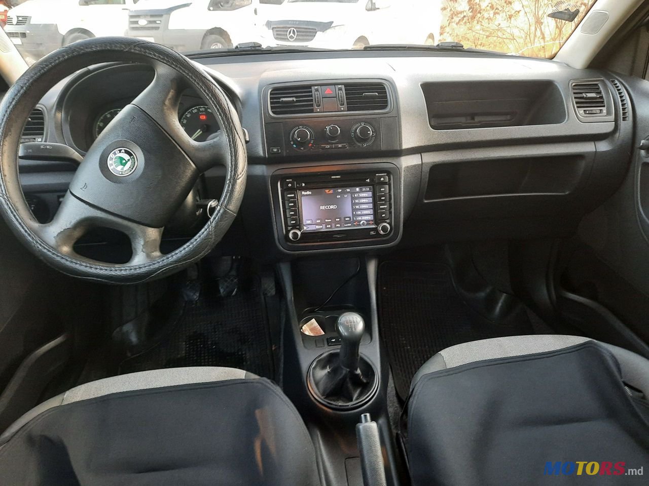 2009' Skoda Fabia photo #5