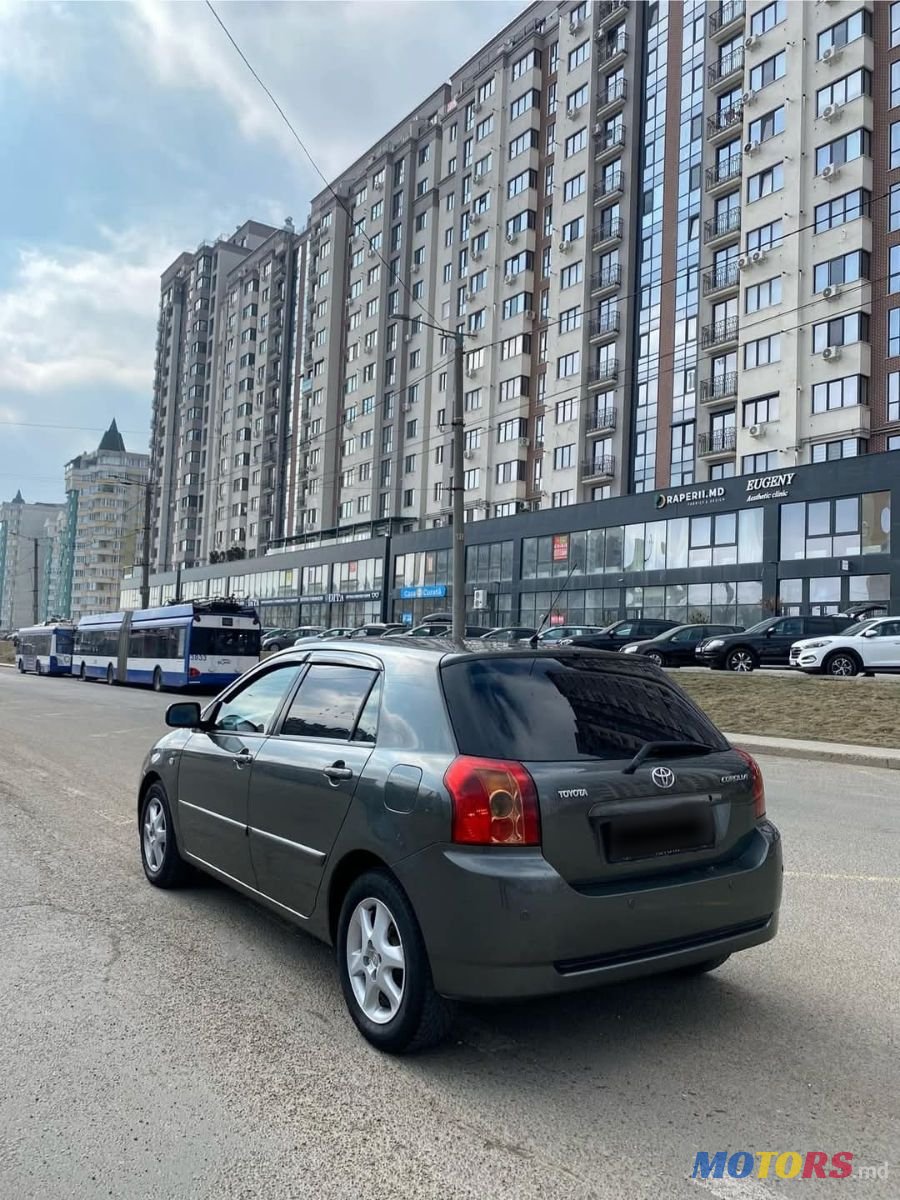 2005' Toyota Corolla photo #5