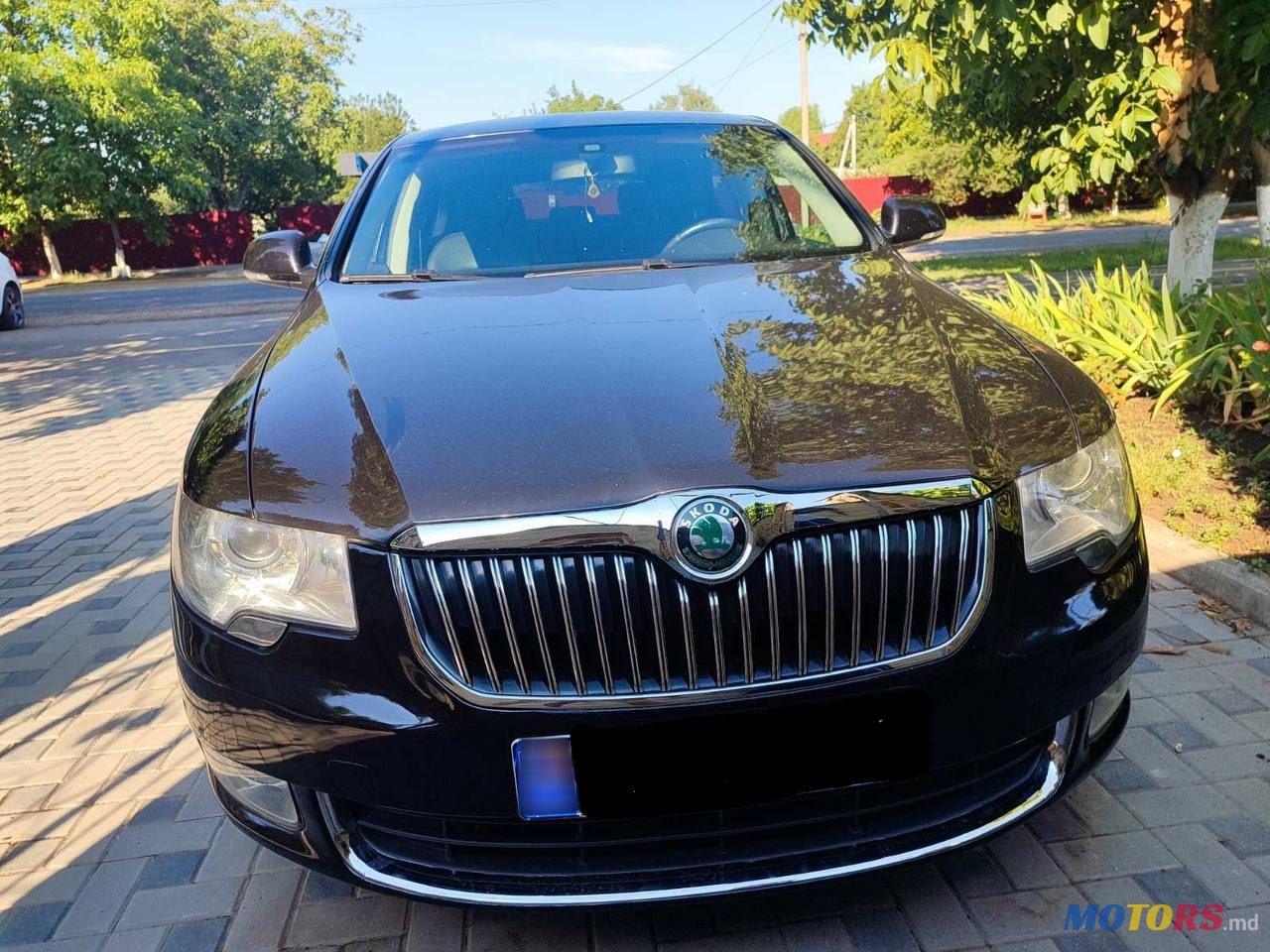 2011' Skoda Superb photo #2