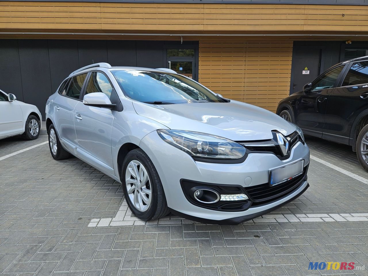 2013' Renault Megane photo #3