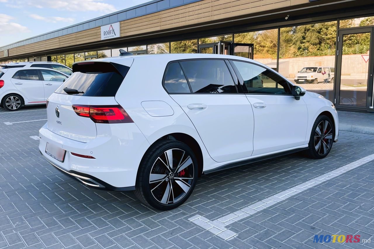 2021' Volkswagen Golf photo #4
