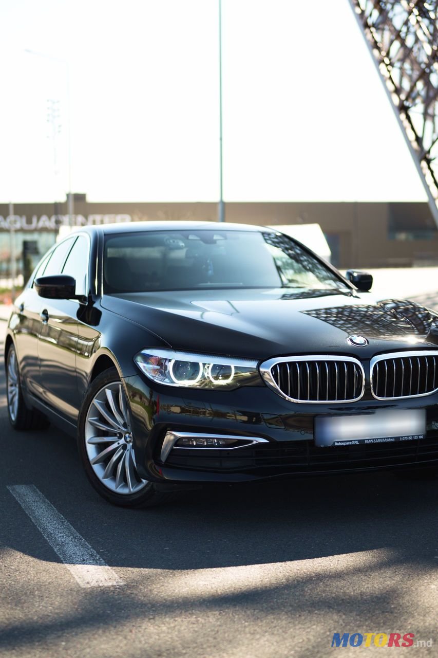 2019' BMW 5 Series photo #6