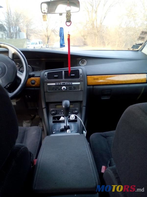 2005' Renault Vel Satis photo #2