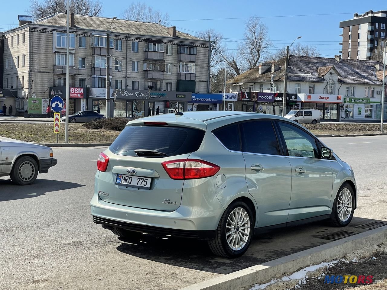 2012' Ford C-MAX photo #5