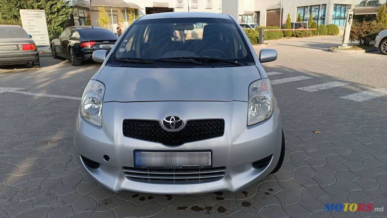 2007' Toyota Yaris photo #6