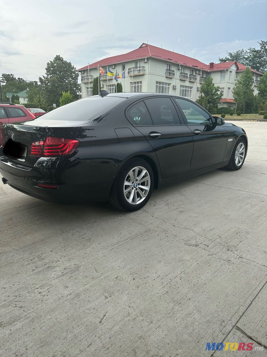 2015' BMW 5 Series photo #2